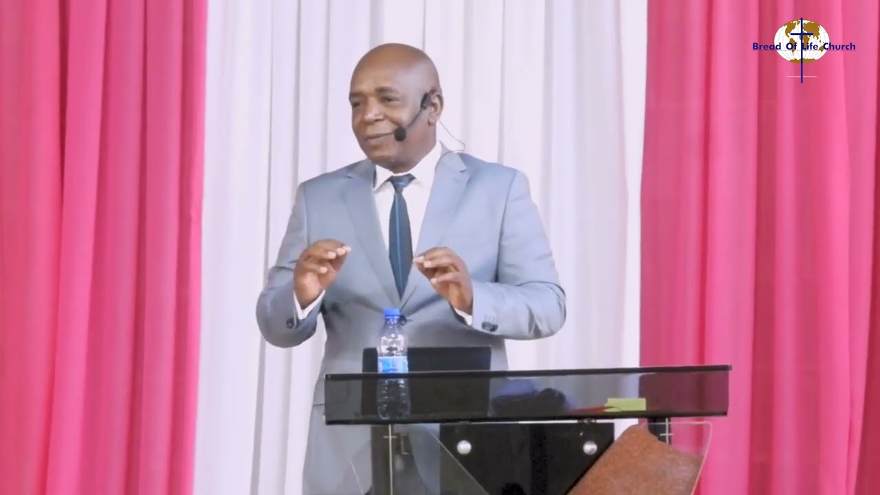 PASTEUR JOSUÉ GABIN TSHINABU - Il Sait ce qu'il  va faire