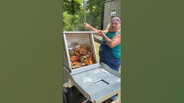 Boiling Blue CRABS! #crab #cooking