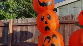 Gemmy 2010 9ft. Inflatable Pumpkin Stack
