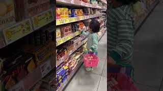 3歳?とスーパーでお買い物??supermarket 3歳 お買い物