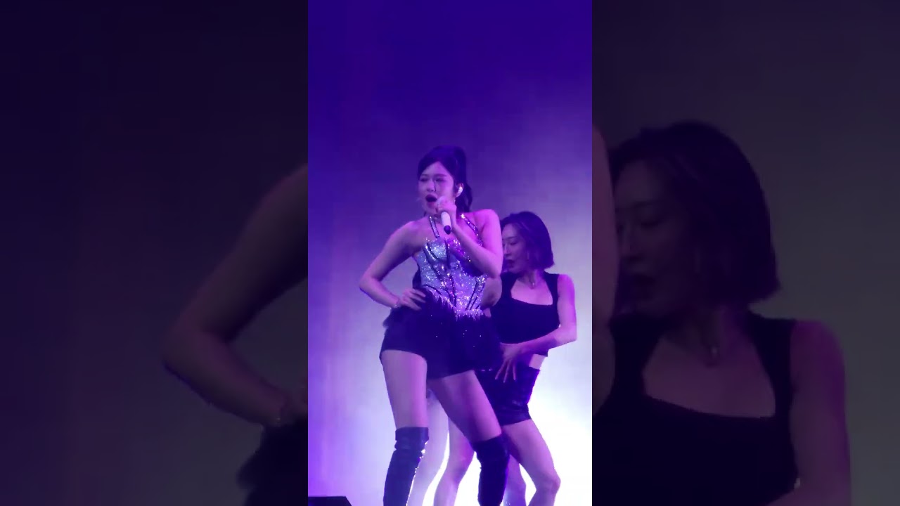 IVE YUJIN, LEESEO 'WOMAN LIKE ME' @ SHOW WHAT I HAVE tour in Amsterdam 240613 (4K)