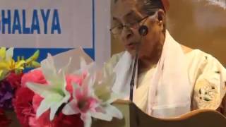Mrinalini Devi receiving Social Work Excellence Award 2017 conferred by USTM