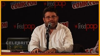 Sean Astin honors mom - Hollywood TV