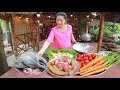 How to cook &quot;Black Chicken&quot; in big soup pot - Yummy black chicken soup cooking - Cooking with Sros