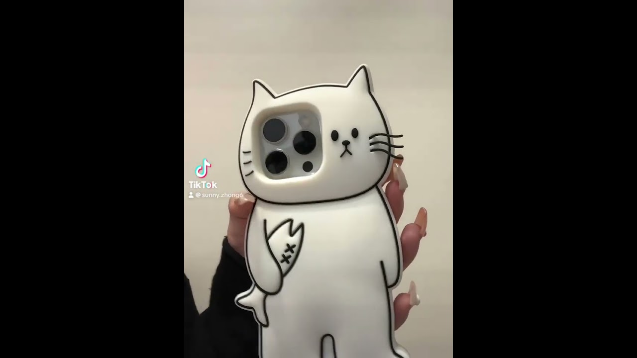 Meow! This Cat Phone Case with Dreamy Milky White Lines Is Purr-fect! 