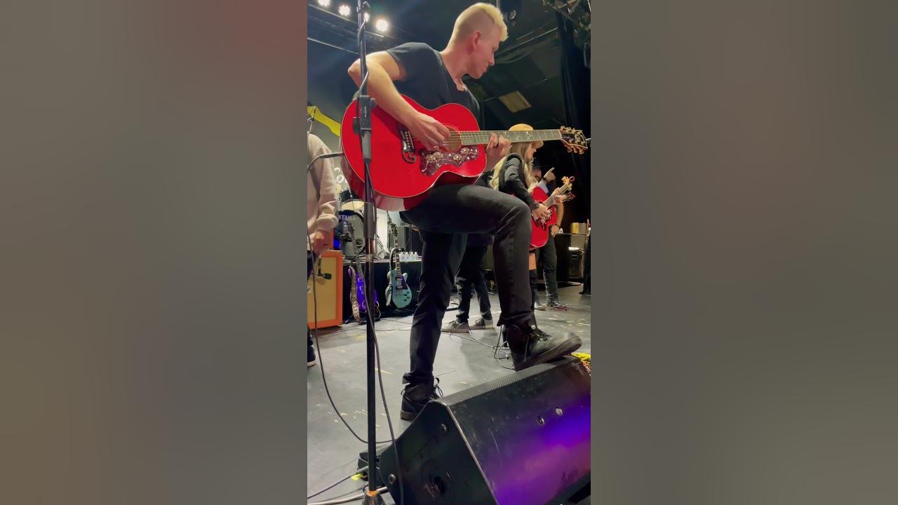Acoustic sound check with Orianthi 🎸￼#guitarist #orianthi #acousticguitar #acoustic #soundcheck