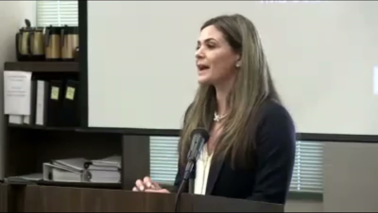 Защита утверждает, что заявления о возмещении ущерба завышены в ходе судебного разбирательства по...