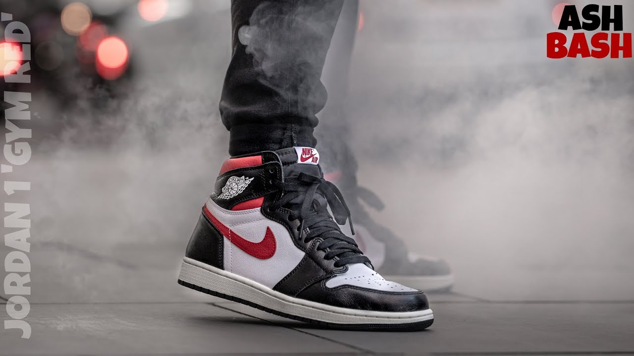 gym red jordan 1 on feet