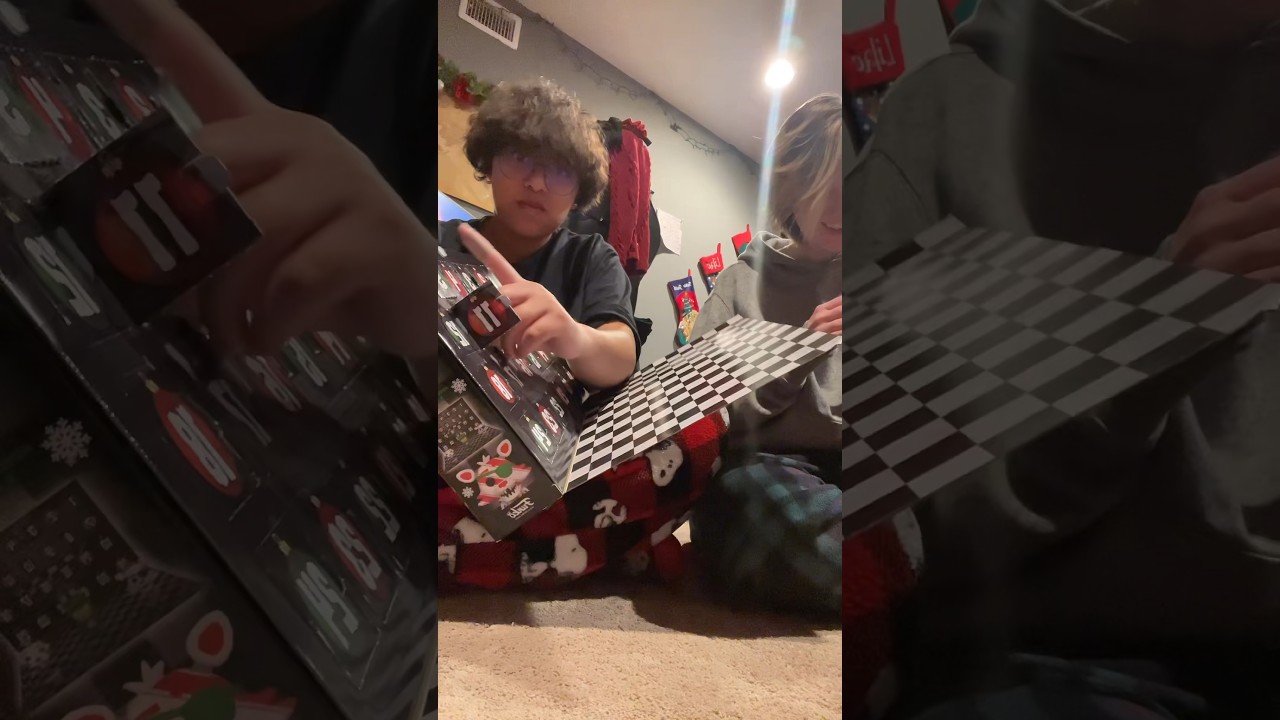 Days 10 11 Pt 2 With Lilacbroccolib Christmas FNAF Funko Advent days-10-11-pt-2-with-lilacbroccolib-christmas-fnaf-funko-advent