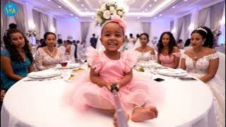 መንትዮቹ ለመጀመሪያ ጊዜ በሠርግ ሥነ ሥርዓት ላይ ይገኛሉ