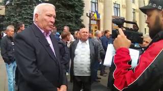 Пикет охотников под зданием Харьковской обладминистрации Пикет охотников под зданием Харьковской обладминистрации