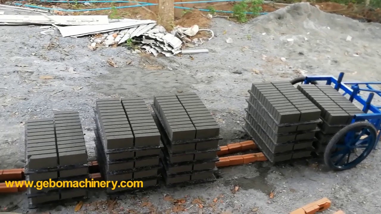 QT4 18 automatic cement hollow block and full brick making machine in