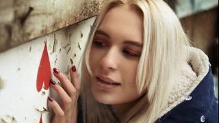 Download Lagu Marshmello - Alone (Piano Cover) MP3 Download Lagu Marshmello - Alone (Piano Cover) MP3