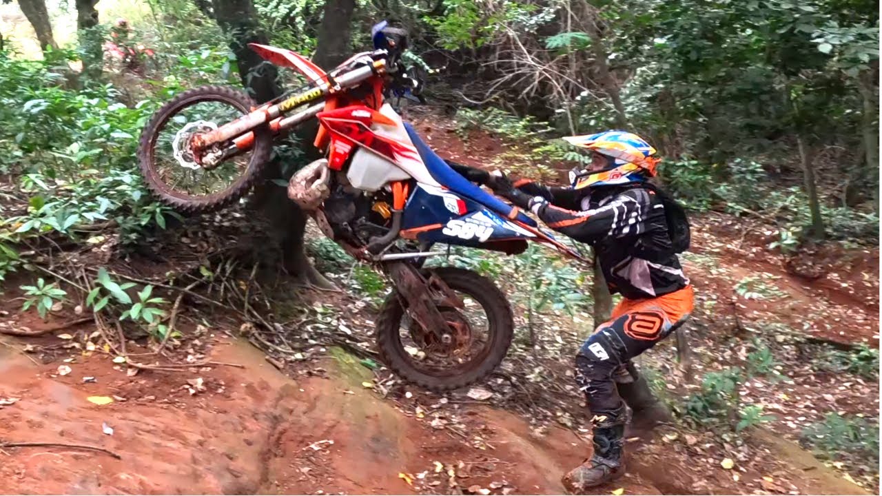 Hard Enduro Desafio dos Brabos + Morro desafio - Etapa Umuarama Pr - Trilha Ensaboada.