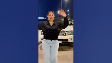 شوفي وكحلي يا باينة راكي تقابري 