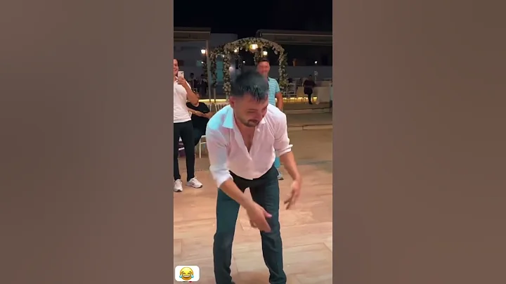 Yandan çarklı geliyor kaçın 😂 #shorts #komedi #komik #komikvideolar