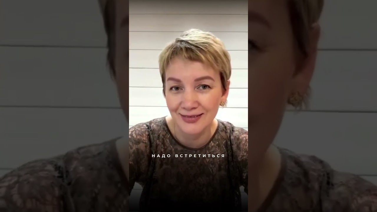 В шапке профиля активная ссылка на бот в котором  можно прочитать книгу.