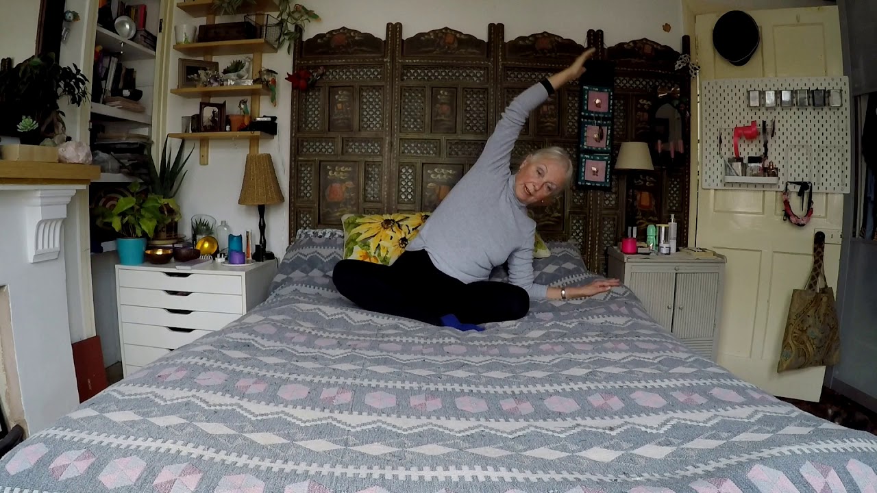 Yoga Unplugged, Side Stretch