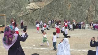 Ayvalı İlkokulu Tango Gösterisi