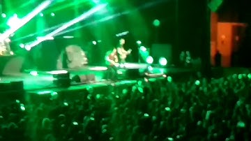 Alter Bridge - Metalingus Live at Genting Arena Birmingham (Short clip)