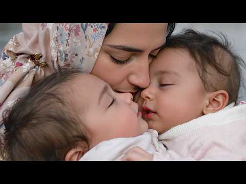 3 Month Old Baby Covers Mom In Kisses Adorable Viral Video 