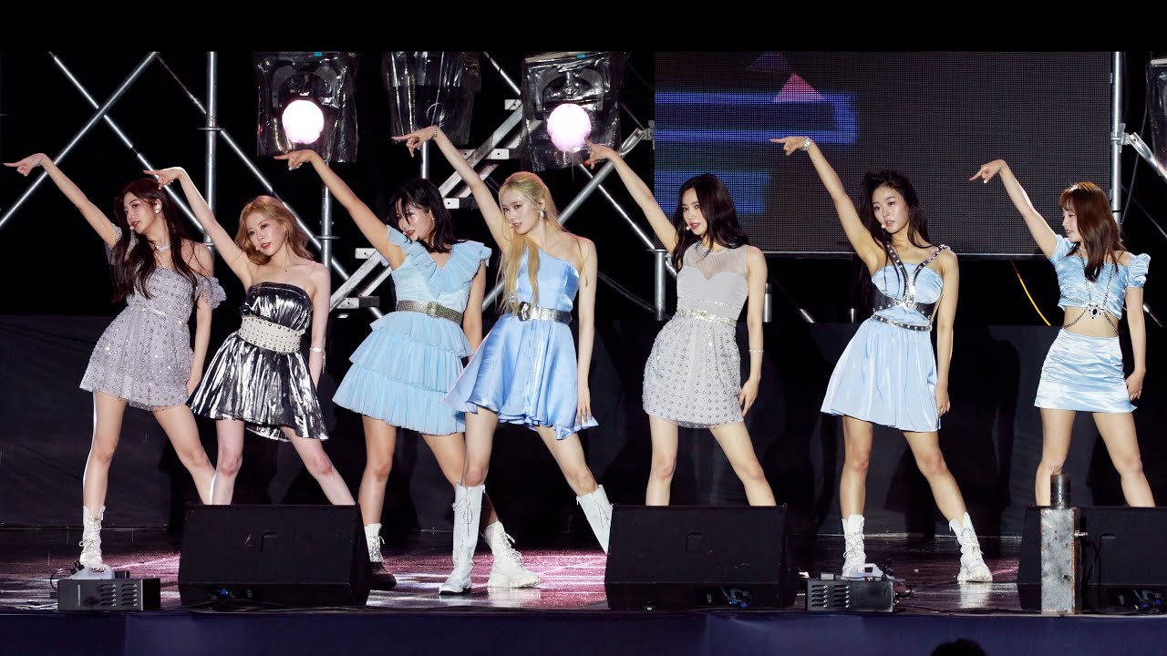 Cherry Bullet(체리블렛) 보령머드축제 Full Ver. (알로하오에 + 러브쏘스윗 + 러브인스페이스) 4K 직캠 220720