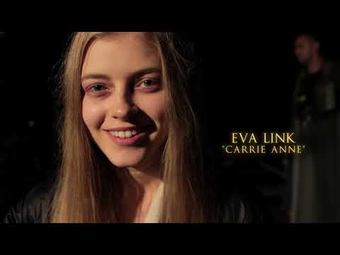 Inside House At The End Of The Street Extras