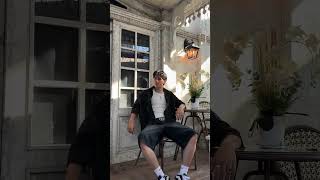 Void Streetwear Timeless Café Look