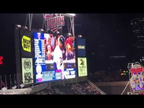 【MIN】 ターゲット・フィールド 試合中の雰囲気 (ミネソタ・ツインズ本拠地)