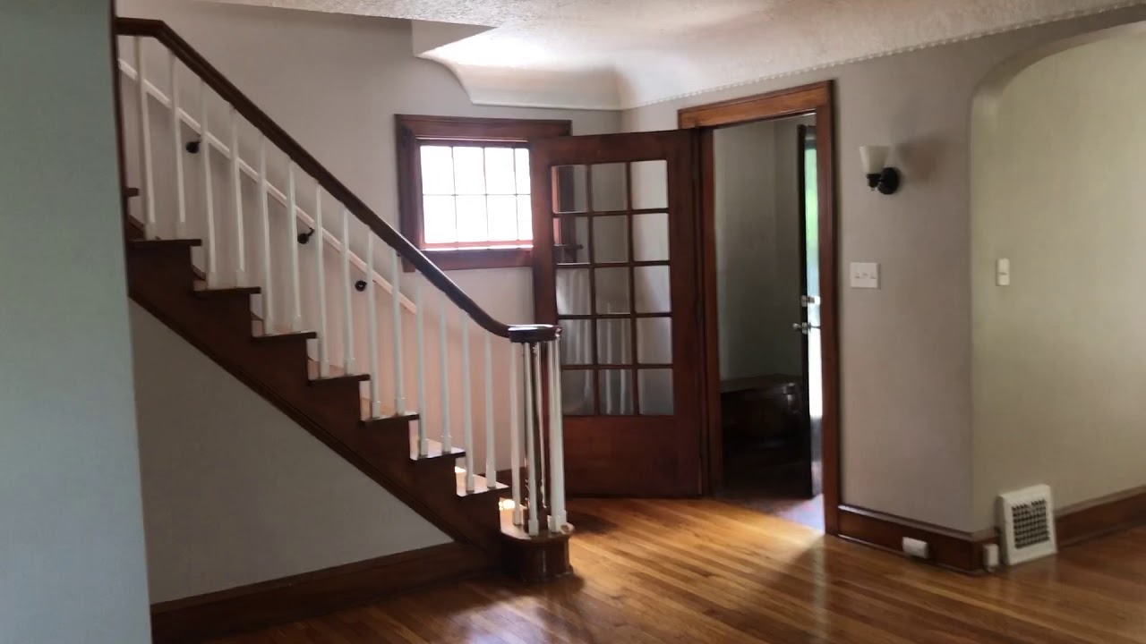 1211 Plainfield Rd, South Euclid, Ohio, 44121