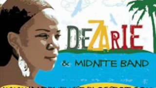 Dezarie - Sing Out - LIVE chords