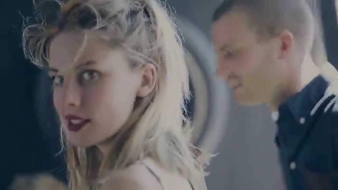 AG presents Wolf Alice