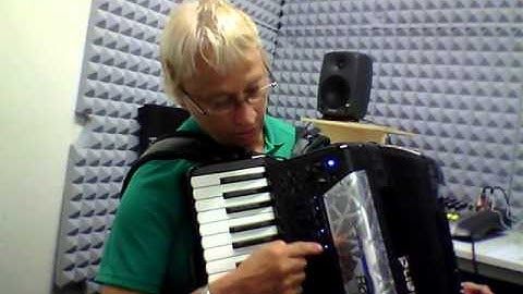Roland 8X Accordion - Interesting Info