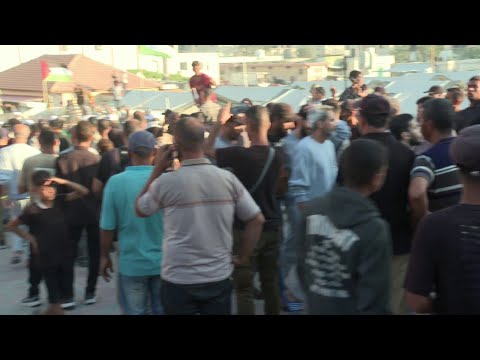 وصول الأسرى الإسرائيليين الأحياء