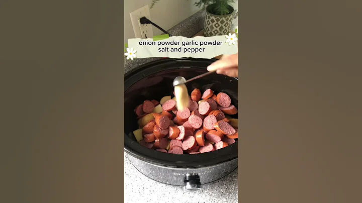 CROCKPOT SAUSAGE & POTATOES #homemaker #momlife #easyrecipe #crockpotrecipes #tasty #cooking #easy