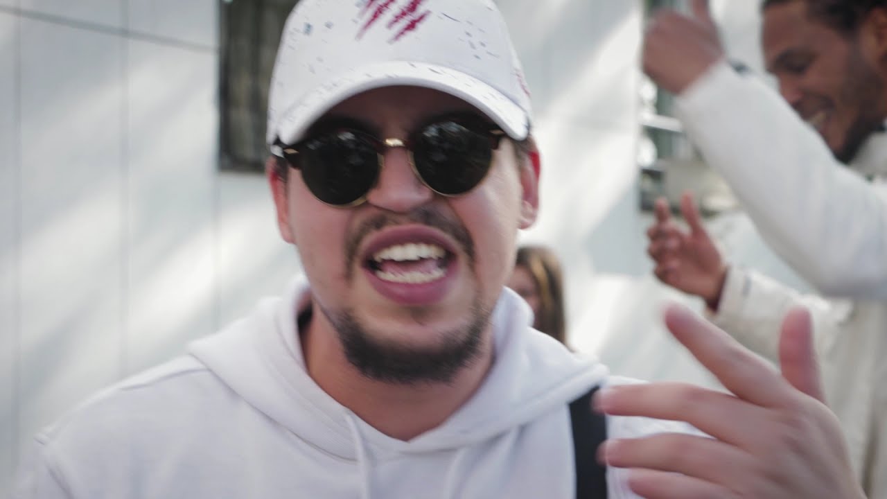 Guarda Riso feat Big Kay - 92 93 Bendo (Clip Officiel) su YouTube Guarda Riso feat Big Kay - 92 93 Bendo (Clip Officiel) su YouTube