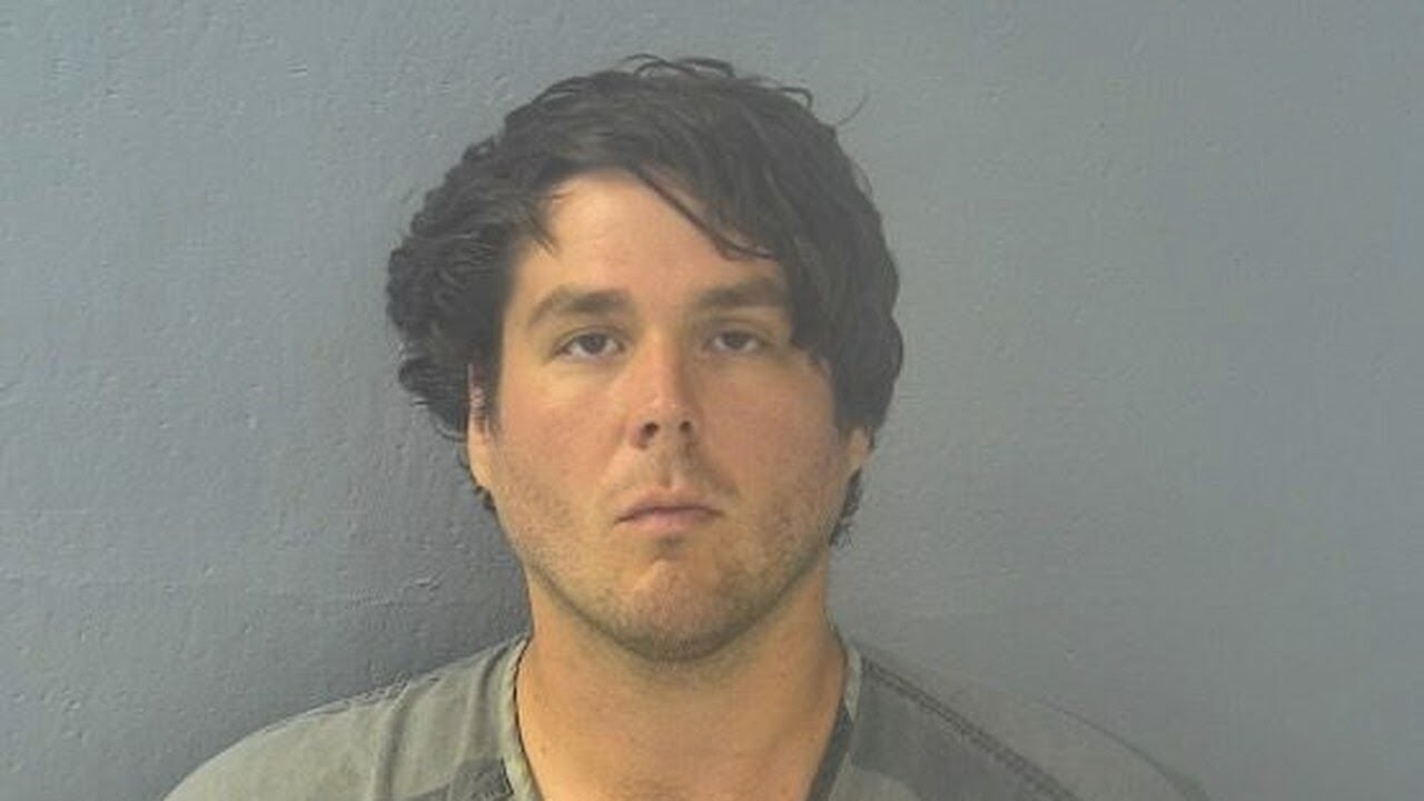 Judge, family accepts insanity plea from man accused of ramming car ...