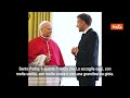 Macron riceve Papa Leone: La Francia l'accoglie con umiltà. Il video sui social del Presidente