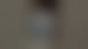 طلب منها تتصل بامها ولكن امها كانت بتمارس الجنس وكان الاتصال بوقت الغلط 