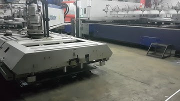 TRUMPF LiftMaster automatically unloading BYSTRONIC laser