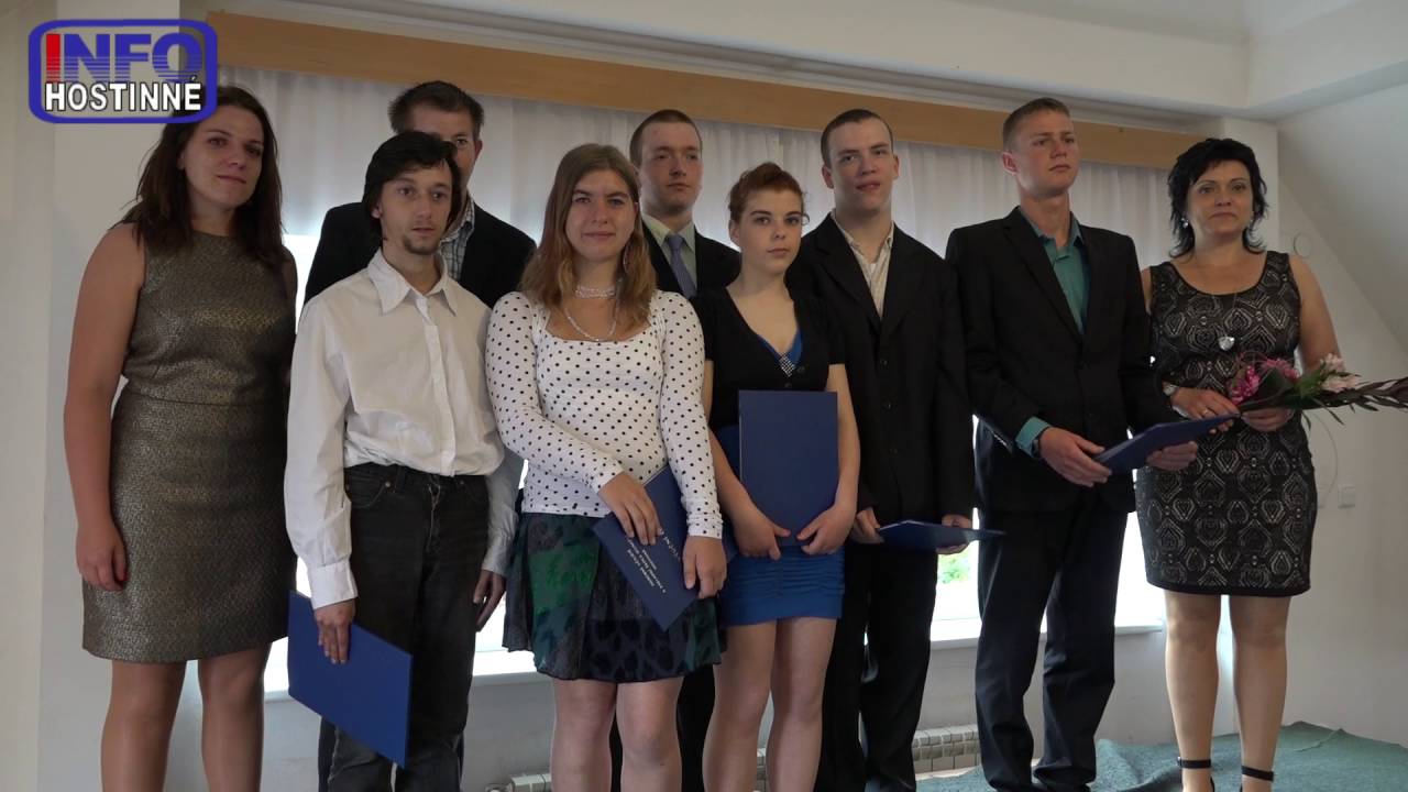 Hostinné - Slavnostní předávání výučních listů