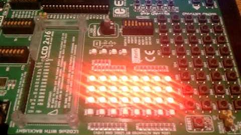 Leds brightness controlled by PIC16F887