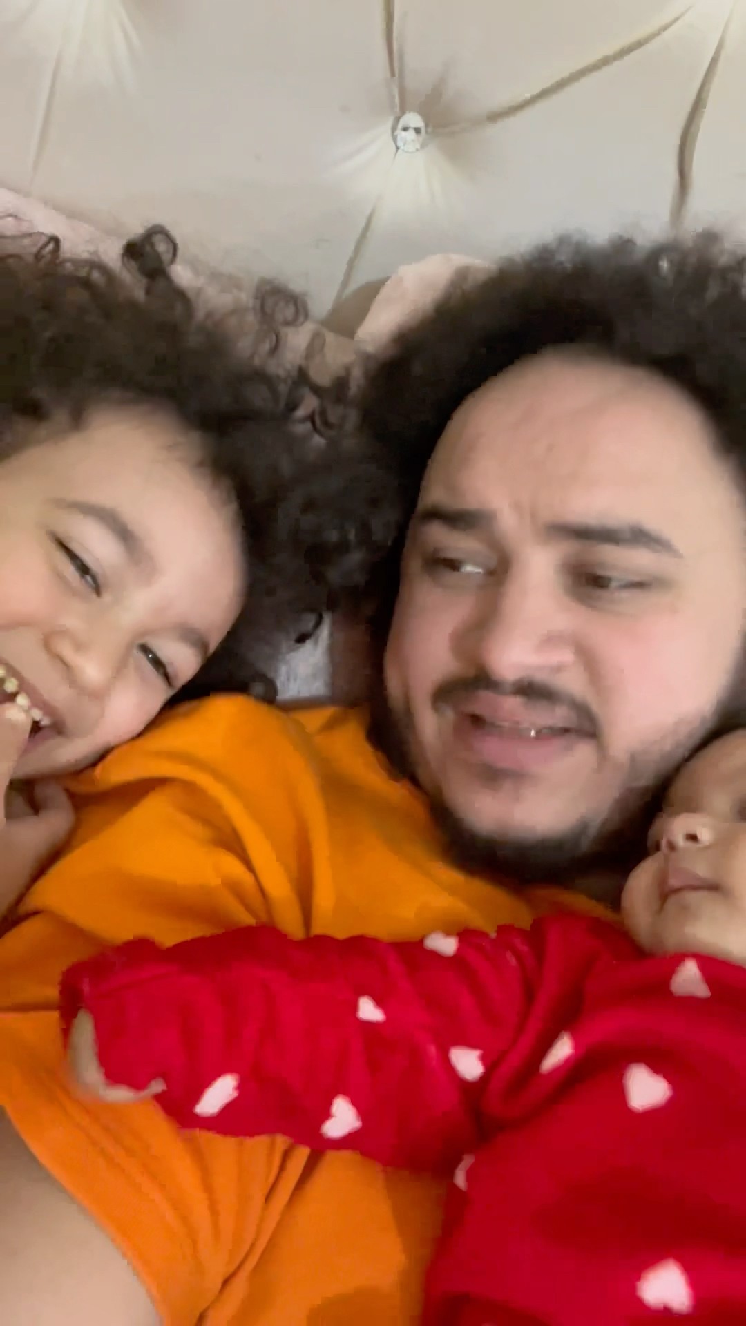 لما عيالك يزهقوك ????‍♂️