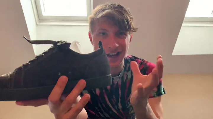 ANOTHER DESIGNER SNEAKER TO THE CHANNEL CHRISTIAN ...