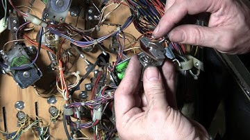 Rebuilding the pop bumper assembly (Bally/WMS - "Dracula) - Part 3/3 - PinballHelp.com