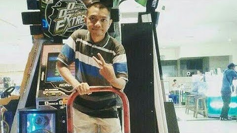 Dance Dance Revolution(freestyle) part 3