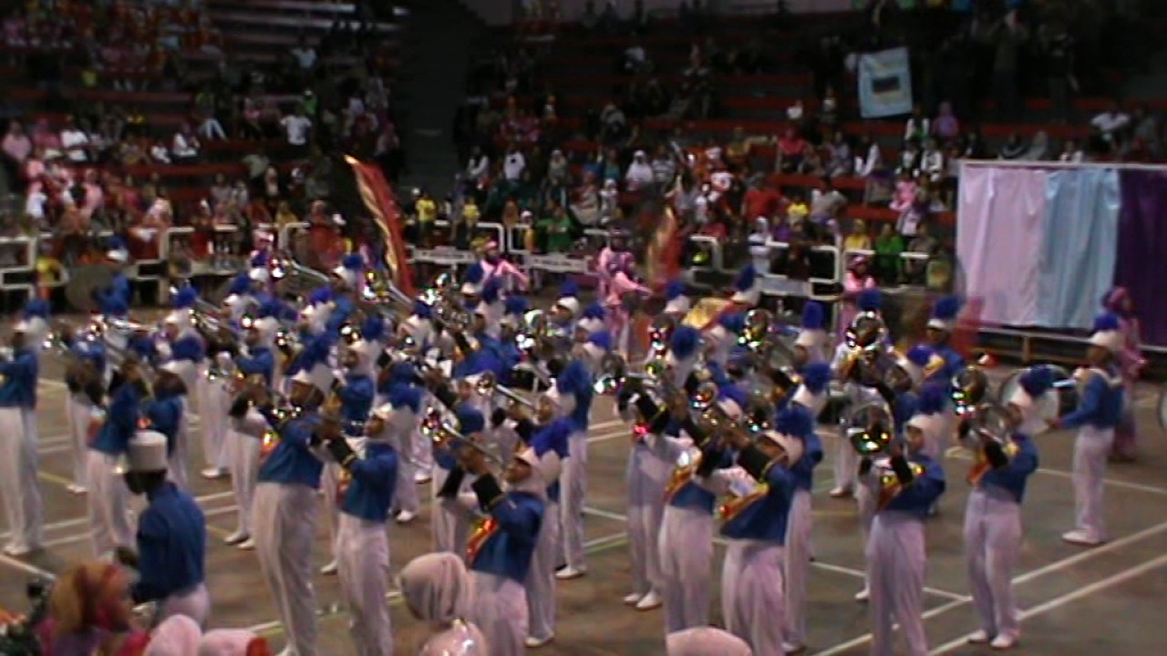 MARCHING BAND 