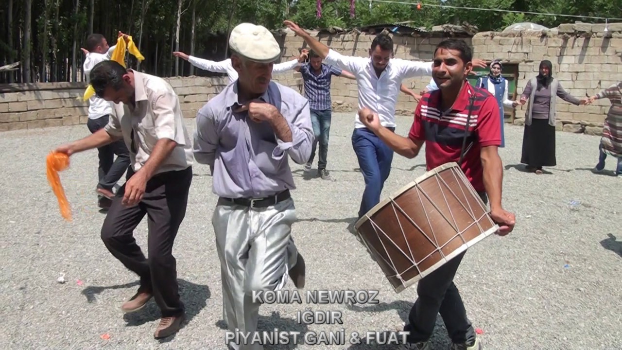 HALAY BAŞINDAKİ YAŞLI SOFİ AMCAYA DİKKAT IĞDIR EMBERAT ÇAKIRTAŞ MEHMET KAYA'NIN DÜĞÜNÜ KOMA NEWROZ