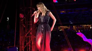 Taylor Swift - Dress LIVE - Reputation Live Stadium Tour
