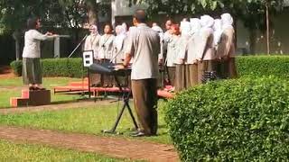 Download lagu Hymne Hari Ibu oleh Paduan Suara Kementan